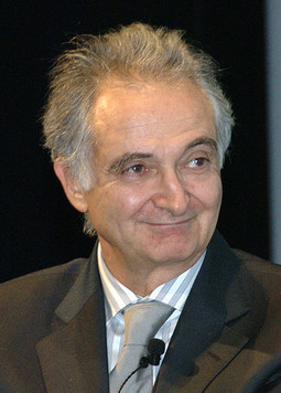 Jacques Attali (Wikipedia)
