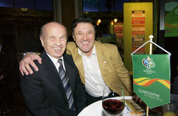 Zdravko Mamić i njegov prvi suradnik, predsjednik NK Dinama Mirko Barišić, čiji se potpis također nalazi na plaćenom oglasu
