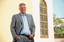 INVESTICIJE NA
JADRANU Olav Dalen Zahl, predsjednik norveške tvrtke Olympia Holding
koja je osmislila velike
investicije od Rovinja do Dubrovnika