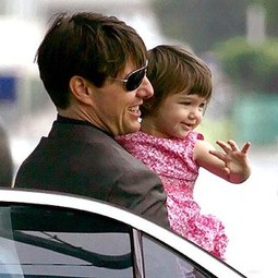 Tom Cruise svojoj je kćerkici priušio božični shopping vrijedan 120 000 dolara