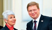 EU TRAŽI NOVI
ZAKON O HRT-u
Premijerka Jadranka Kosor s povjerenikom Europske komisije za
proširenje Štefanom Füleom