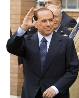Premijer Silvio Berlusconi hvalio je film 'Baaria' koji je
financirala njegova medijska kuća Mediaset, premda je
glavni junak filma ljevičar, a Berlusconi desničar