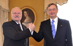 Ivan Gašparovič i Danilo Turk (Reuters)