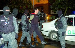 RATNI ZLOČINAC Milovanović nije samo opasan kriminalac nego
i lice s optužnice zbog
počinjenih ratnih zločina