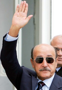 OMAR SULEIMAN, šef tajnih službi i novi egipatski potpredsjednik, kandidat je
vojske za čelno mjesto u državi