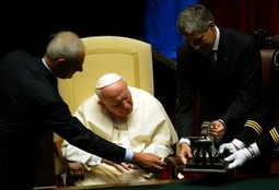 Možda će papa Ivan Pavao II. odrediti sudbinu najpoznatijeg talijanskog zatvorenika Adriana Sofrija, poznatog lijevog intelektualca, koji je u zatvoru odležao već šest od 22 godine