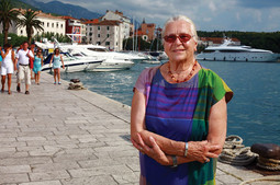 Marija Alačević (78) radila je kao znanstvenica u laboratoriju Zavoda za biotehnologiju i kao sveučilišna profesorica, a od umirovljenja 1994. živi u rodnoj Makarskoj