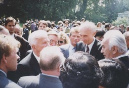 ŽMEGAČ S VON WEIZSÄCKEROM, tadašnjim predsjednikom Njemačke, i dr. Ivom Frangešom '94.