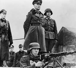 Erwin Rommel, slavni njemački general, s 14 godina poslao je u Luftwaffe sina Manfreda, koji je kasnije postao gradonačelnik Stuttgarta