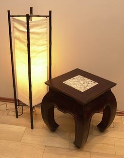 Želite li svom stanu udahnuti dah orijenta, navratite do galerije Sayang iz čije smo ponude izdvojili svjetiljku od bambusove trske i stol Ming izrađen od tikovine.