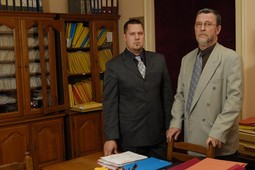 ODVJETNIKE Radoslava i Vjenceslava Arambašića Viktor Tolj zatočio je u njihovu odvjetničkom uredu u prijepodnevnimsatima 20. ožujka prijeteći im pištoljem