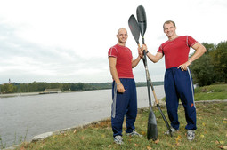 STJEPAN JANIĆ (lijevo) predstavljat će Hrvatsku u kajaku na mirnim vodama a njegov brat Mićo tek treba osigurati olimpijski nastup