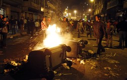 Neredi na ulicama Aleksandrije (Foto: Reuters)