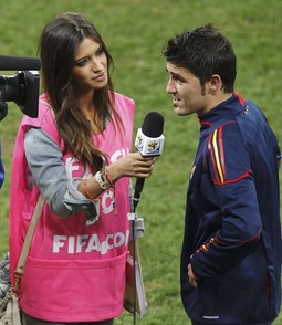 Na Svjetskom nogometnom prvenstvu 2010. u Južnoj Africi mediji su pomno pratili ljubavnu priču reporterke Sare
Carbonero i španjolskog golmana Ikera Casillasa