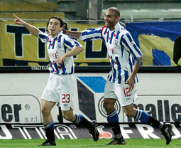PRANJIĆ kao igrač nizozemskog Heerenveena sa suigračem Alfonsom Alvesom