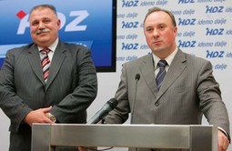 IVAN ŠUKER, ministar
financija: neodrživo
je da su on i Polančec već
mjesecima u svađi