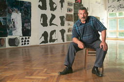 HRVATSKA LIKOVNA ELITA Kipar Slavomir Drinković smatra da su iz Akademije izašli skoro svi umjetnici koji su oblikovali hrvatsku umjetnost 20. stoljeća