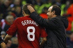Steven Gerrard i Rafael Benitez