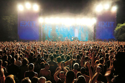 EXIT je najveći festival u jugoistočnoj Europi, ima 25 pozornica, a prošle je godine na UK Festival Awards nagrađen kao najbolji europski glazbeni festival
