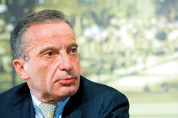 Henri Proglio- Predsjednik Veolia Environmenta, najveće francuske tvrtke za vodoopskrbu i odvodnju
