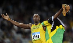 Usain Bolt, 22-godišnji Jamajčanin, sa svojim je prepoznatljivim zlatnim sprintericama osvojio tri zlata na ovogodišnjoj Olimpijadi