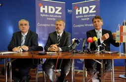 Ante Sanader, Dujomir Marasović i Živko Nenadić (Foto: Tino Jurić/PIXSELL)