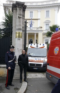 Talijanski karabinjeri pravovremeno su došli do ambasadi