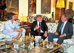 Stjepan Mesić s kraljem Juanom Carlosom II. i njegovom suprugom
